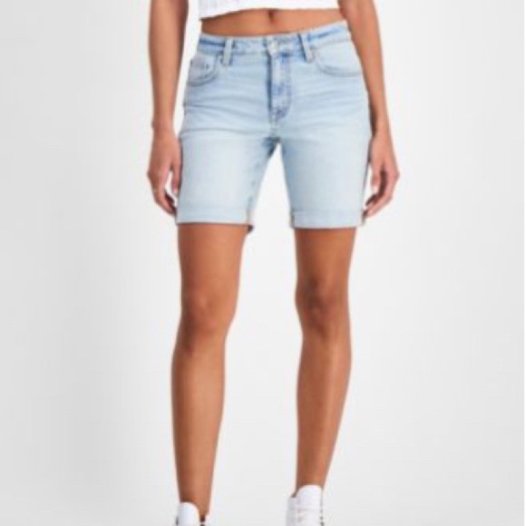 Celebrity Pink Light Wash Denim Shorts - Picture 1 of 7